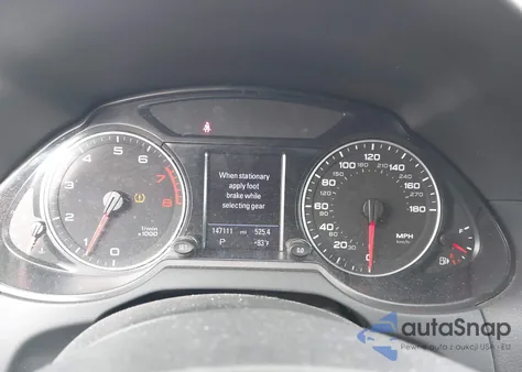 2010 Audi Q5 3.2 Premium z USA, uszkodzony, nr VIN WA1LKAFP2AA048252